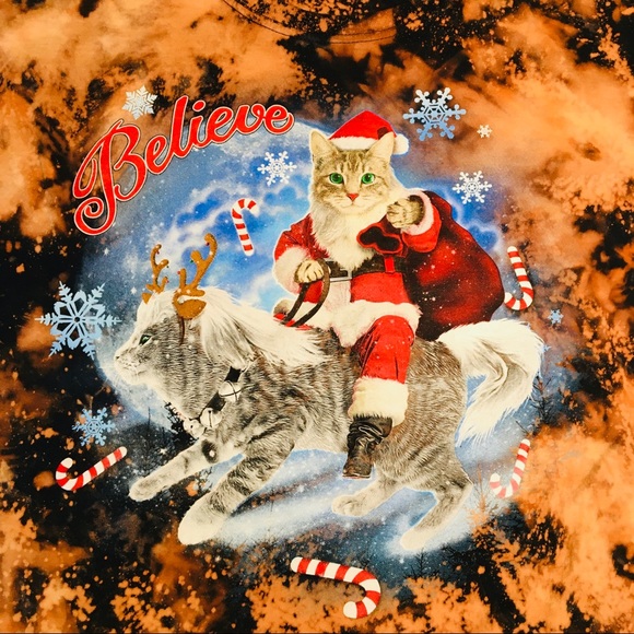 Christmas Cats Reverse Tie Dye Tee Shirt - Picture 8 of 8